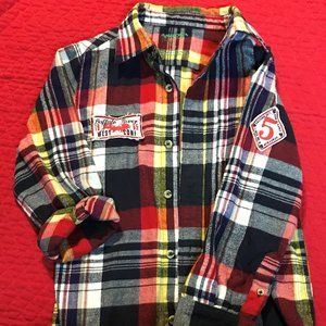 Arizona Boy's Flannel Button Down Long Sleeved Shirt (Size 7)